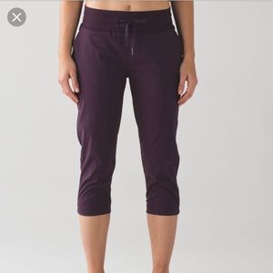 Lululemon dance studio crop pants